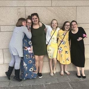 Meet your Posher, Makayla